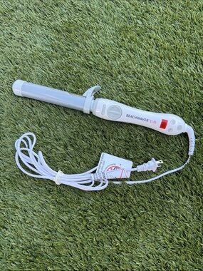 Beachwaver Long Barrel S1.25 White Curling Iron